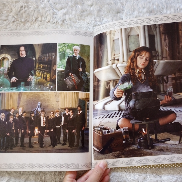 Harry Potter Coloring Book - Picture 6 of 7